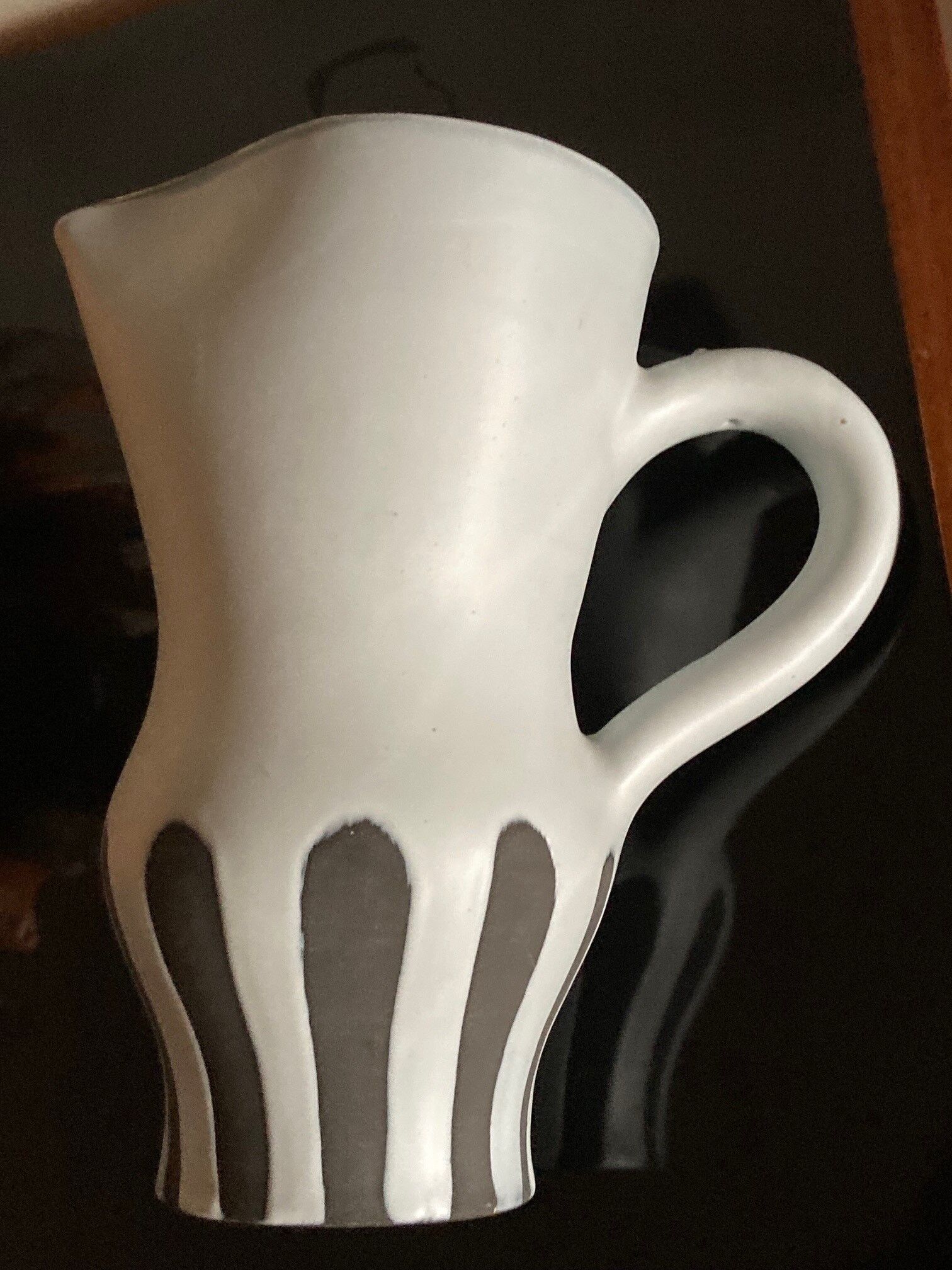 Pitcher Vallauris Capron