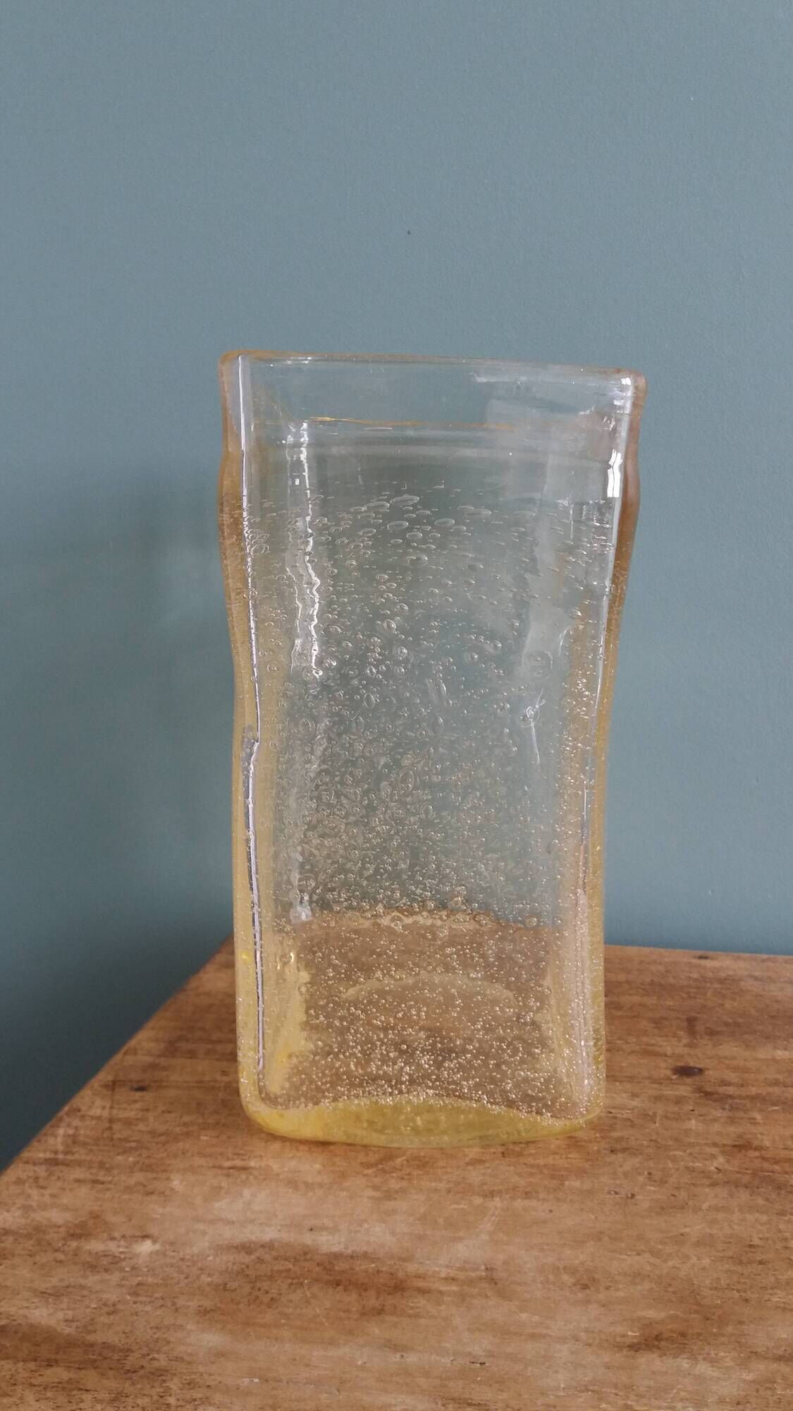 Bubble glass vase