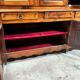 Important buffet deux-corps en noyer, de belle proportion, datant du XVIIIe