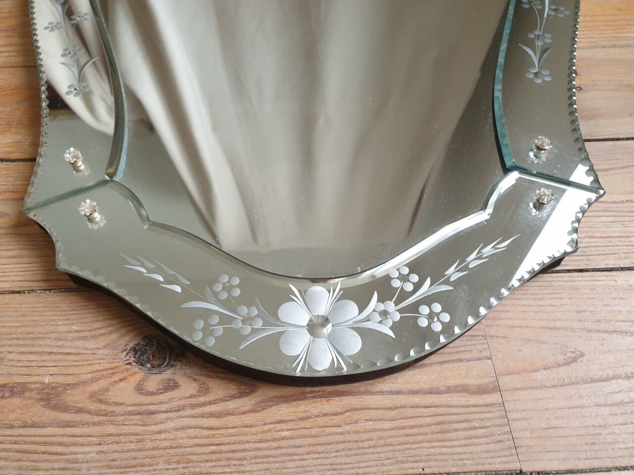 Old Venetian mirror 86/59