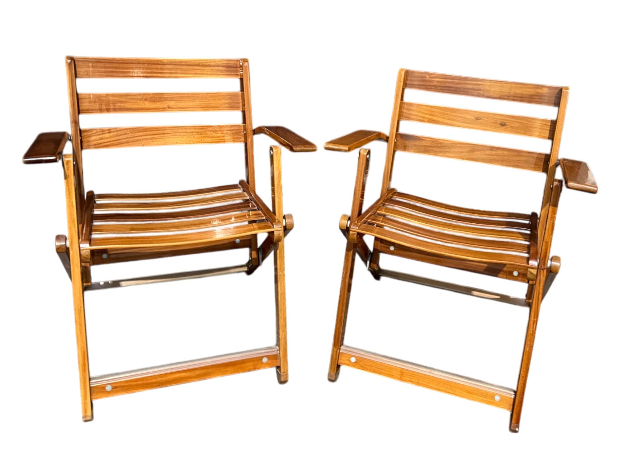 Set of two folding armchairs from the Reguitti brand