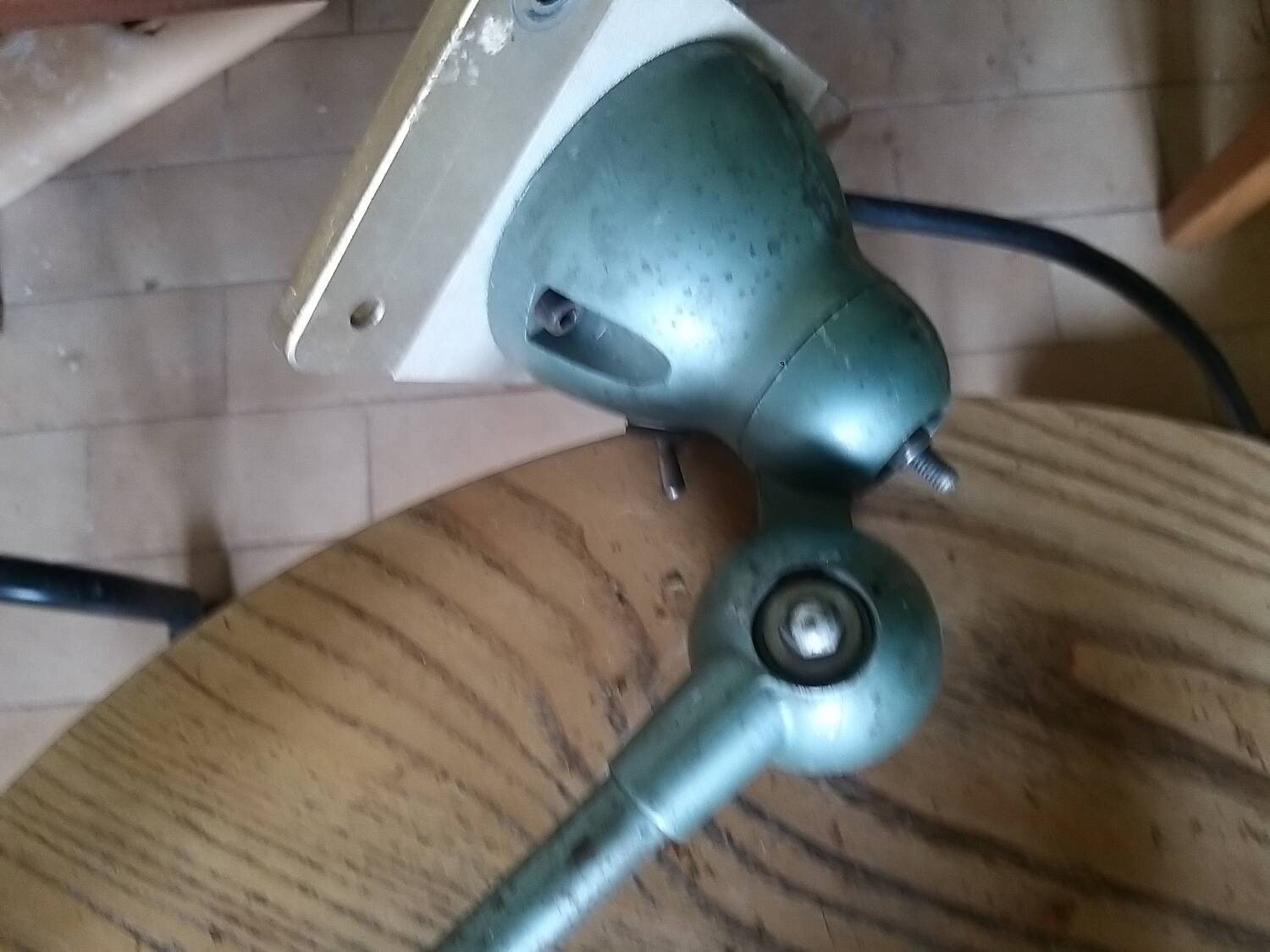 Jielde Lyon industrial lamp