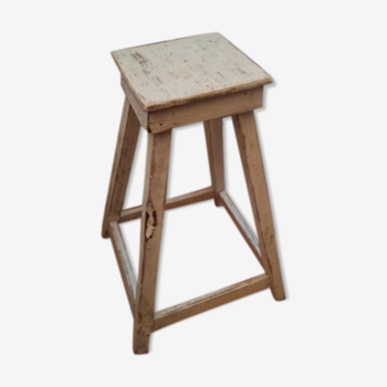 Tabouret haut d'atelier en bois