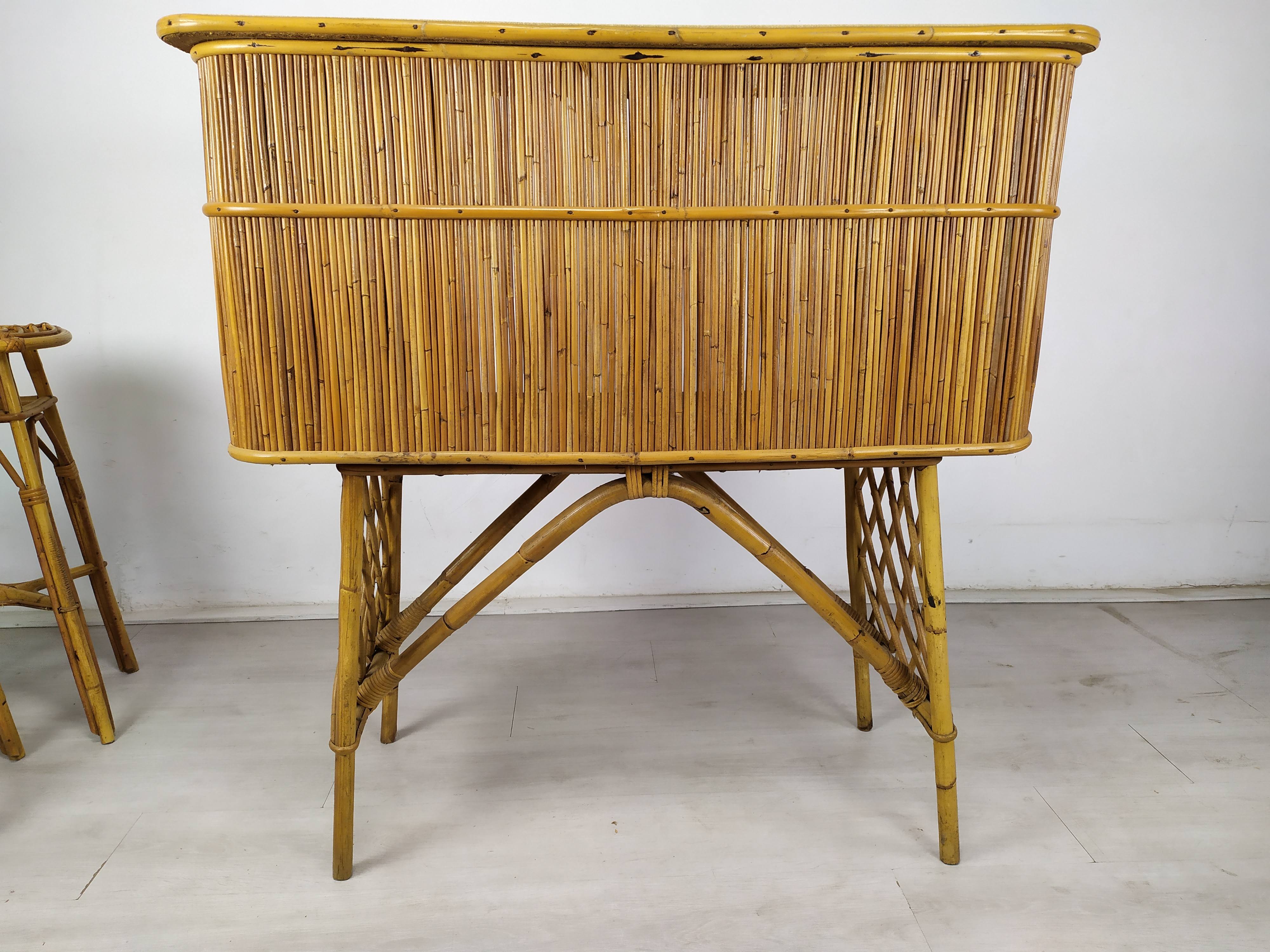 Vintage rattan bar and stools