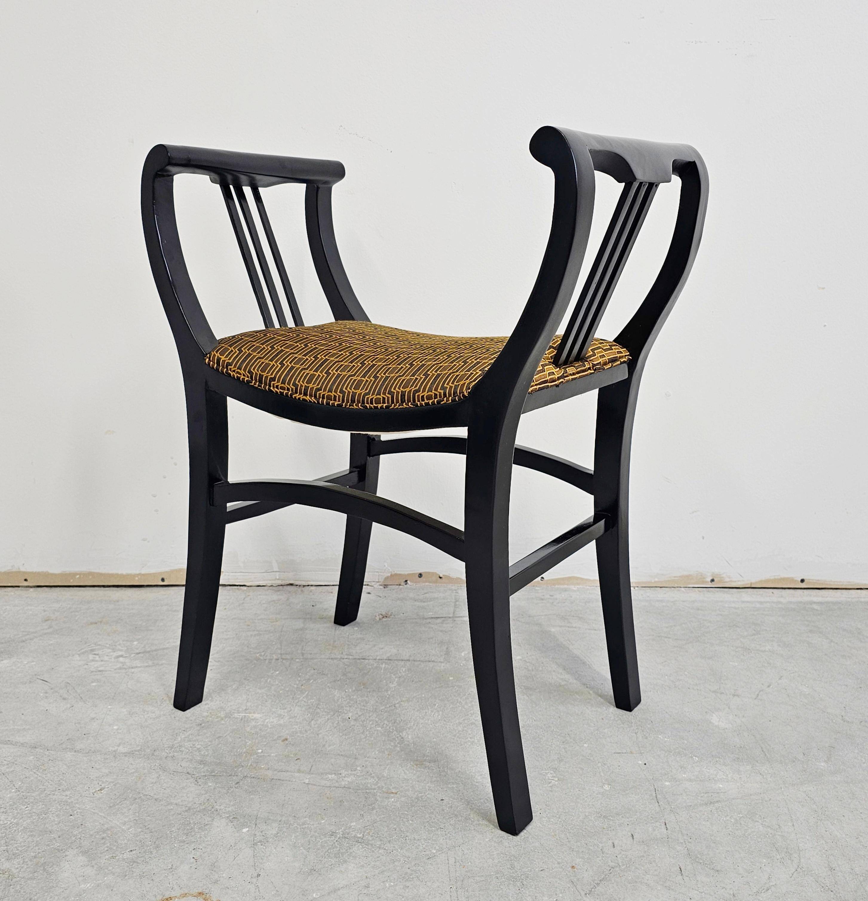 Pair of Gondola stools from the Secession movement in black lacquer, 1910s.