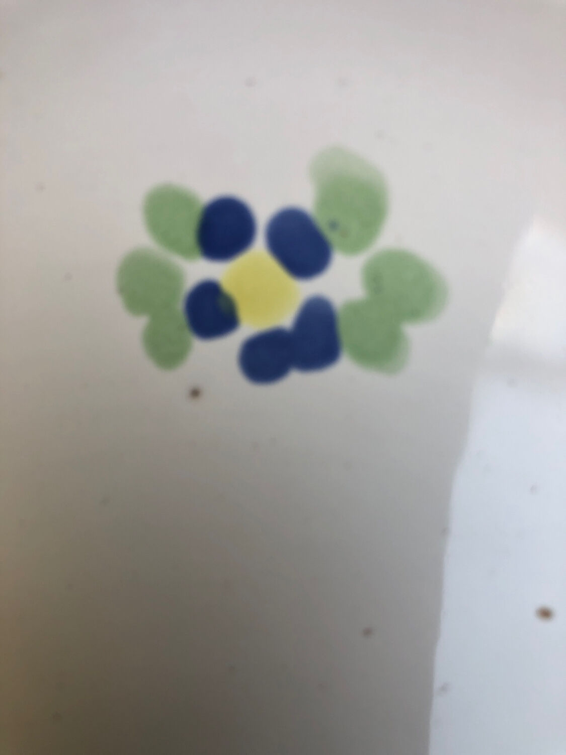 Drainer bowl with its plate