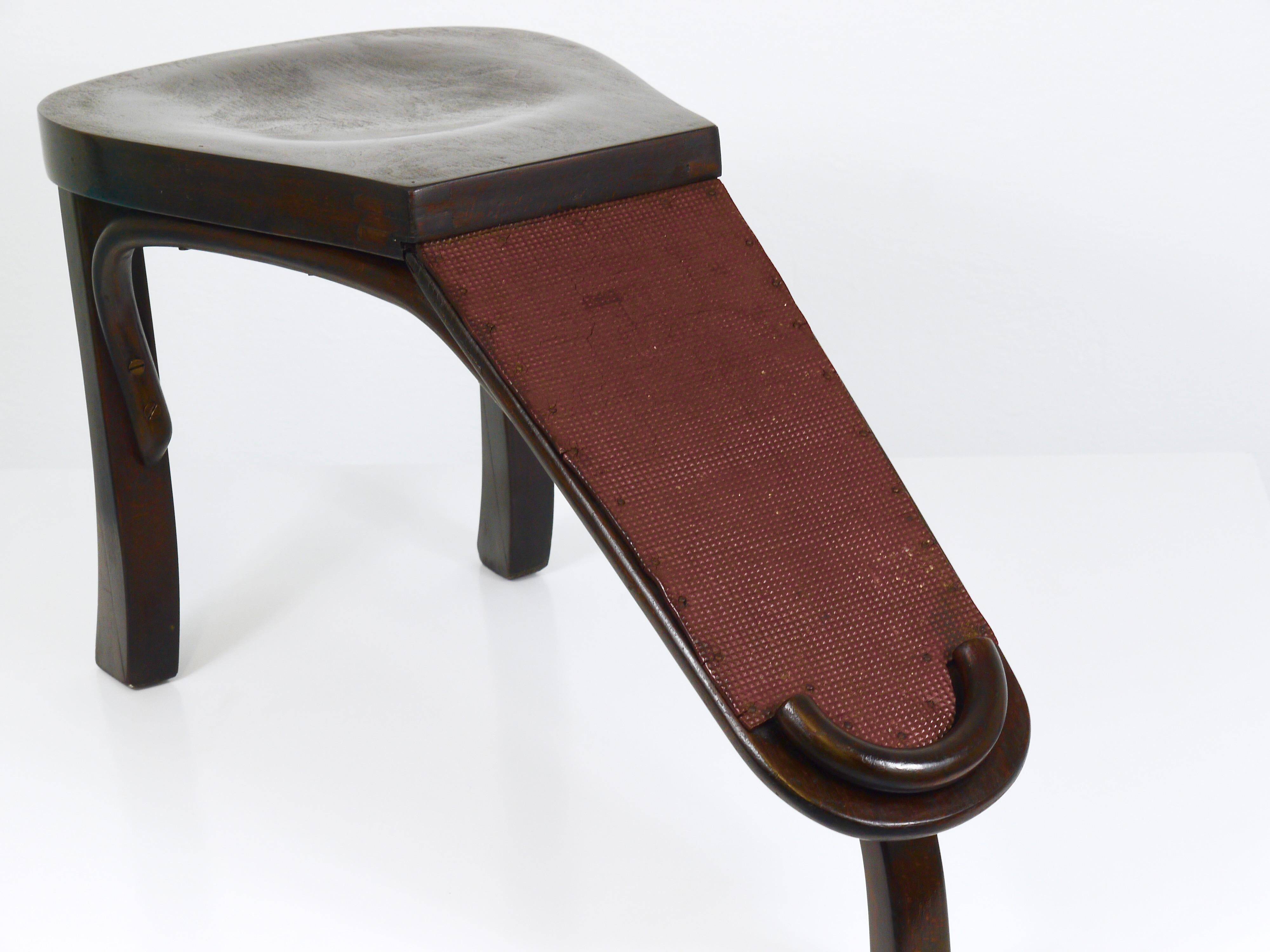 Tabouret d'embellissement ou d'ajustement de chaussures Thonet Art Nouveau en bois cintré, Vienne, Autriche, années 1900