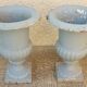Pair of old Medici vase in cast iron, early XXth, H: 43.5cm