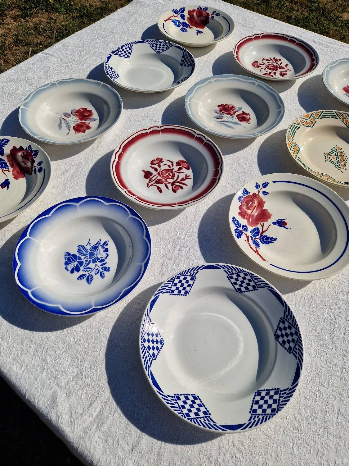 12 assiettes creuses
