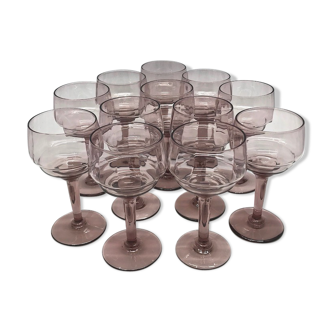 Violin wine glasses
