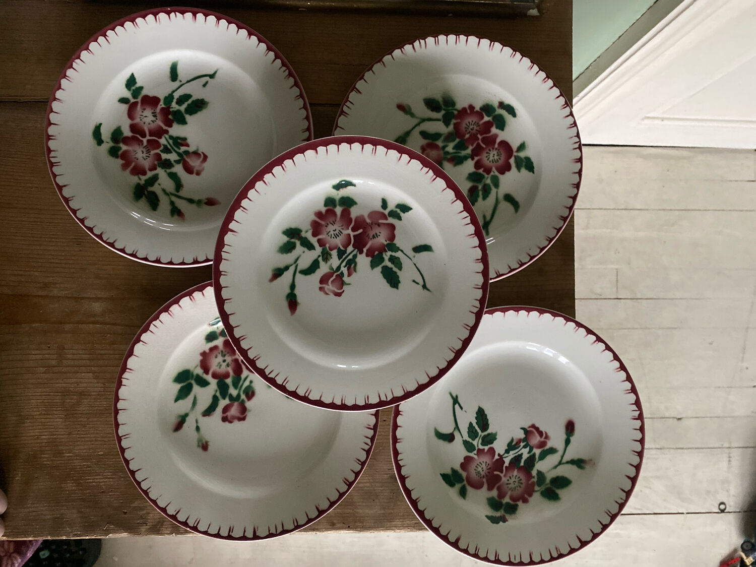 Set of 5 old flat plates Epernay Sarreguemines Digoin