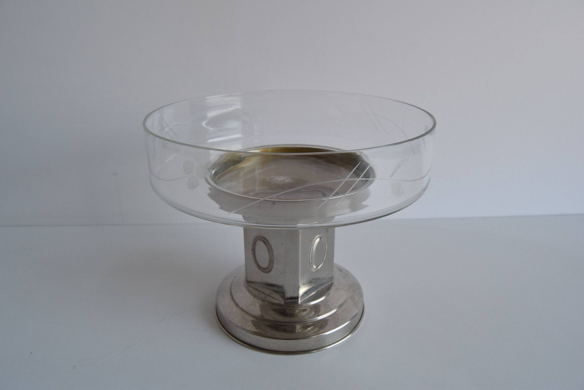 Art Deco Bowl with Fruit Attachment, 1930s