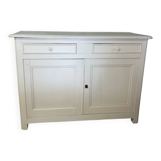 Buffet en sapin peint crème