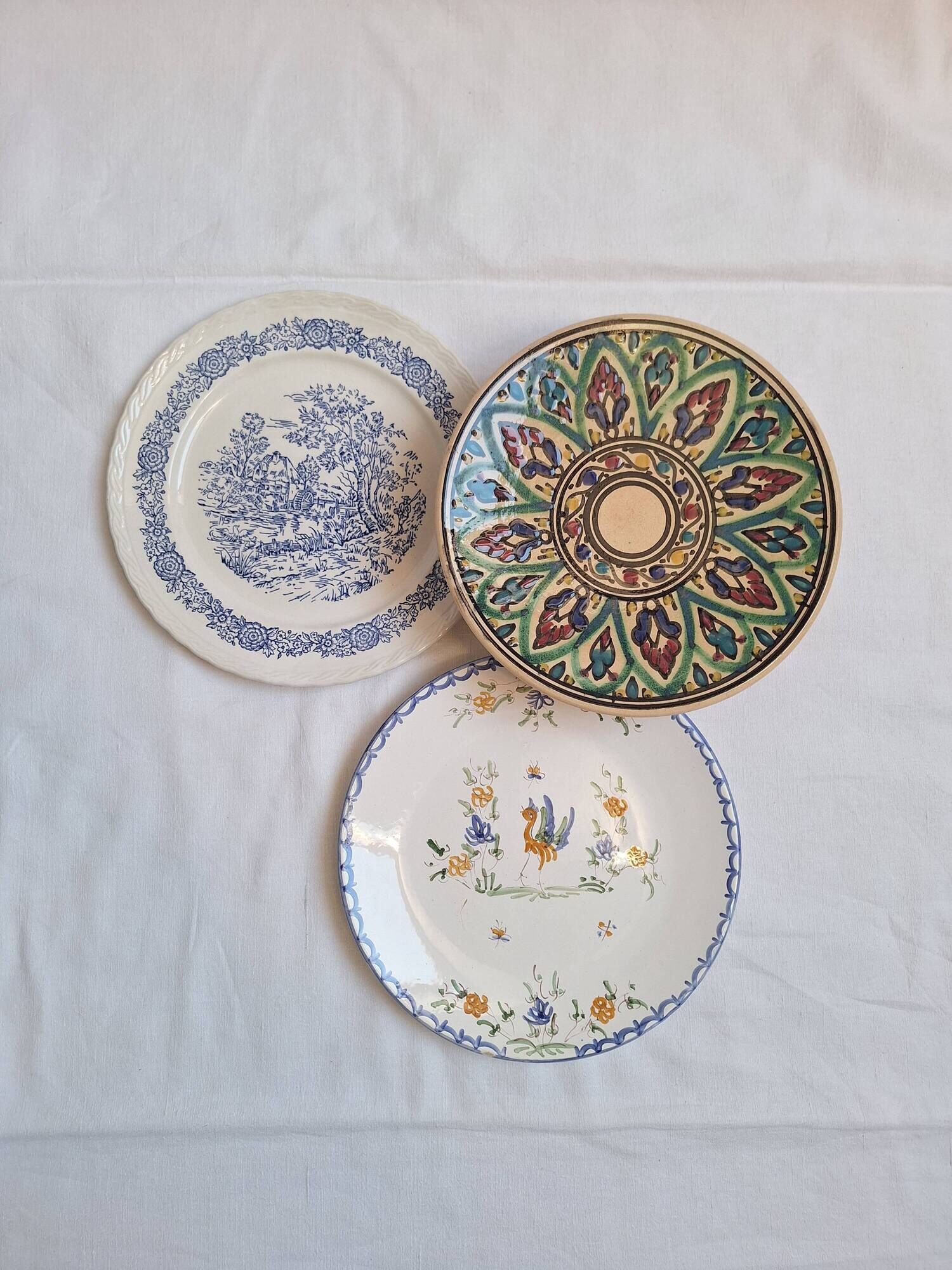 Assiettes plates artisanal, peinte à la main