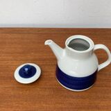 Coffee pot from the Koka Bleu series, Blau, Bla Swedish mid-century by Hertha Bengtson for Rörstrand, 1950s.