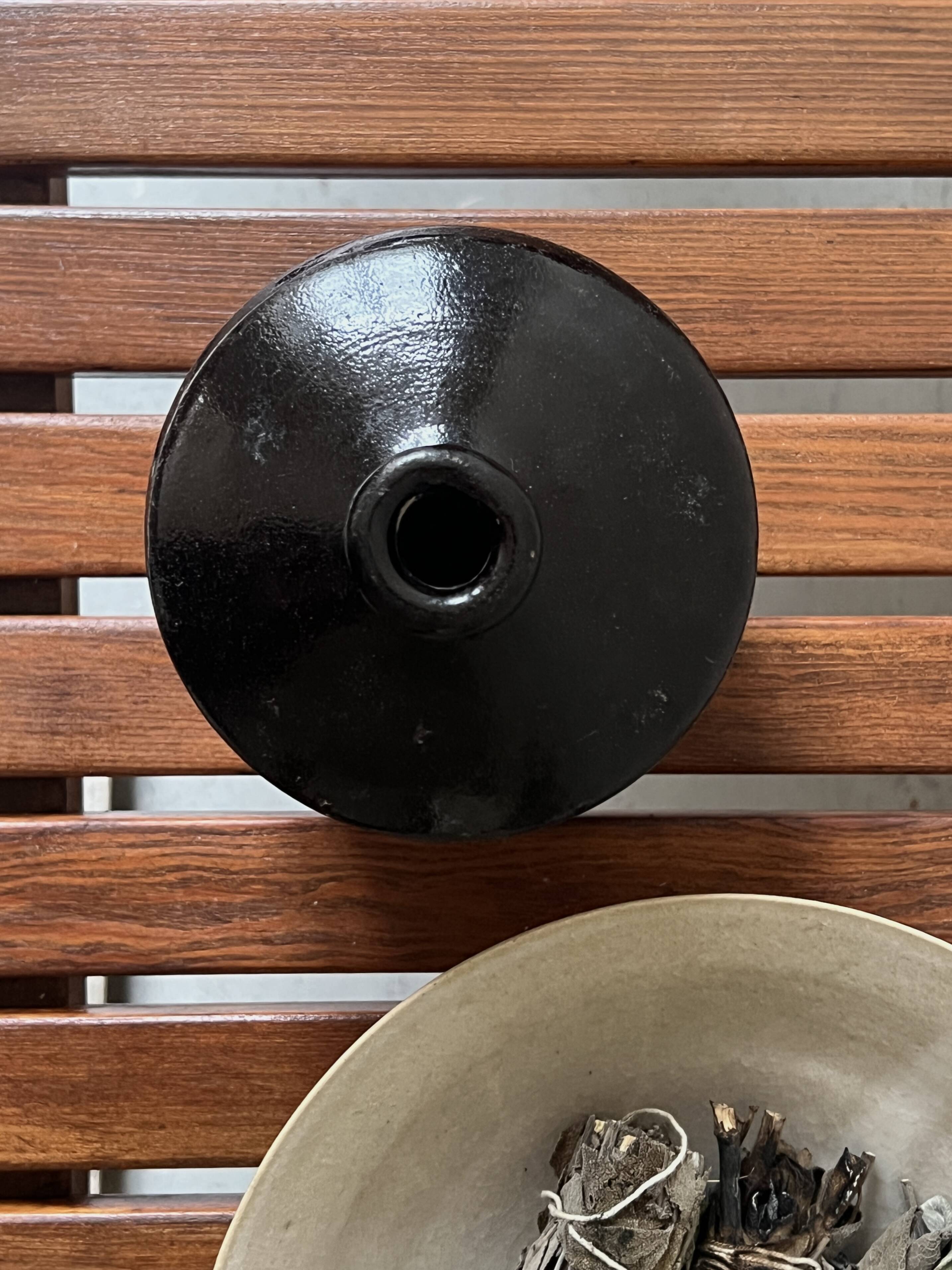 Stoneware vase with tenmoku black glaze wabi sabi, Southern China 19th / early 20th century.