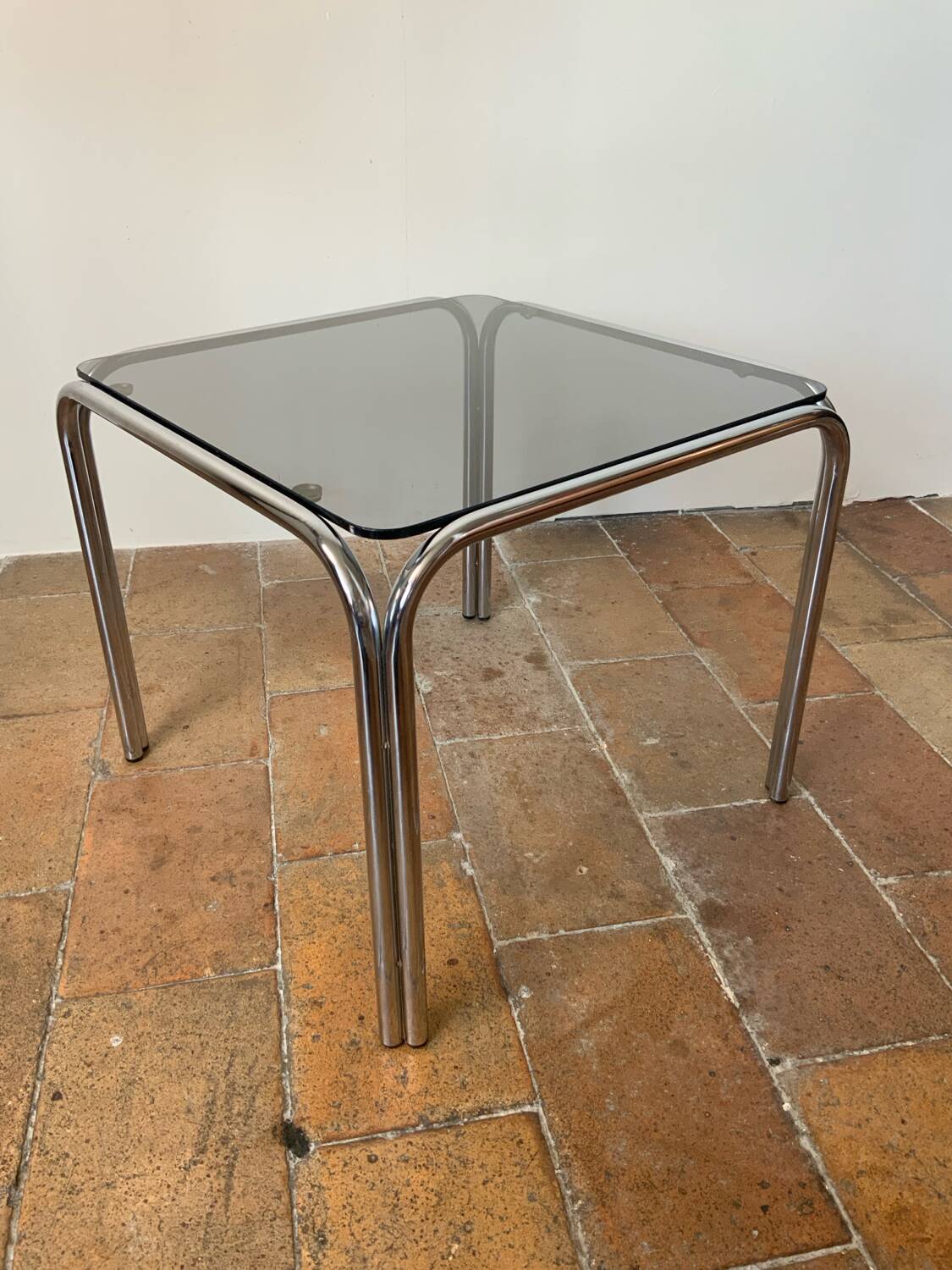 Design coffee table 70