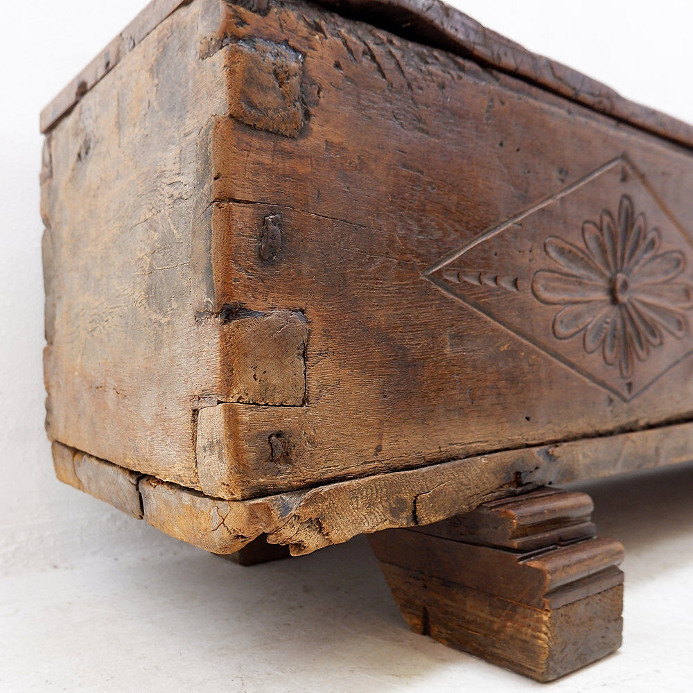 Spanish carved oak bank chest - 18th century