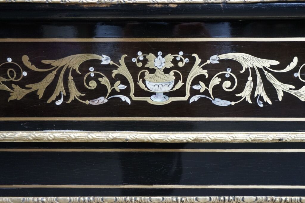 Cabinet Napoleon III blackened