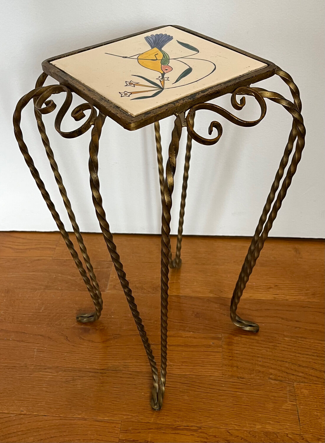 Wrought iron and earthenware harness