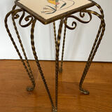 Wrought iron and earthenware harness