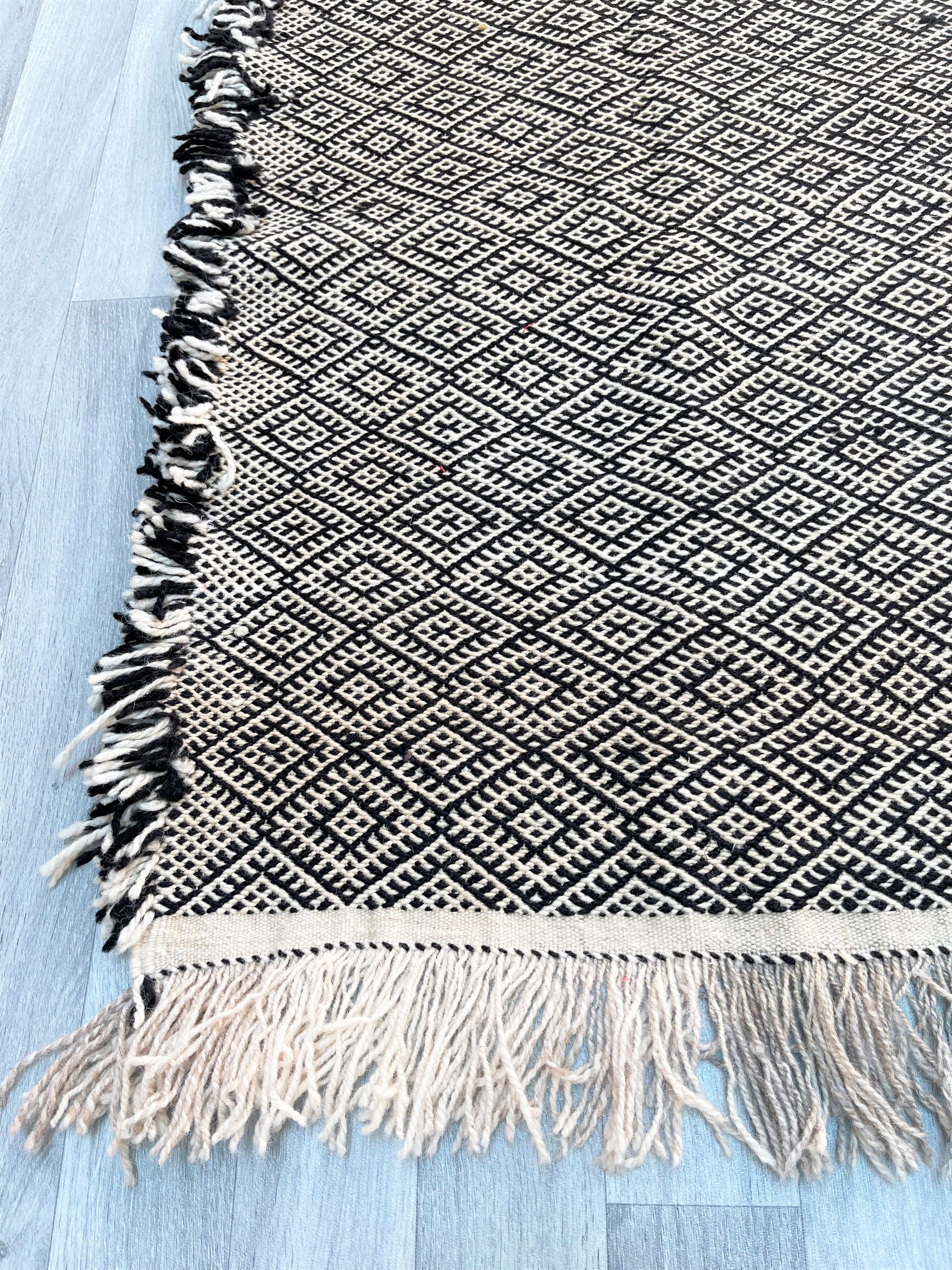 Zanafi Runner Rug, handmade Moroccan rug, flat Berber wool runner, geometric rug.