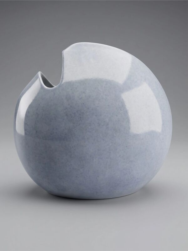 Vase en porcelaine Virebent – décor paysage stylisé – modèle Poisson TGM