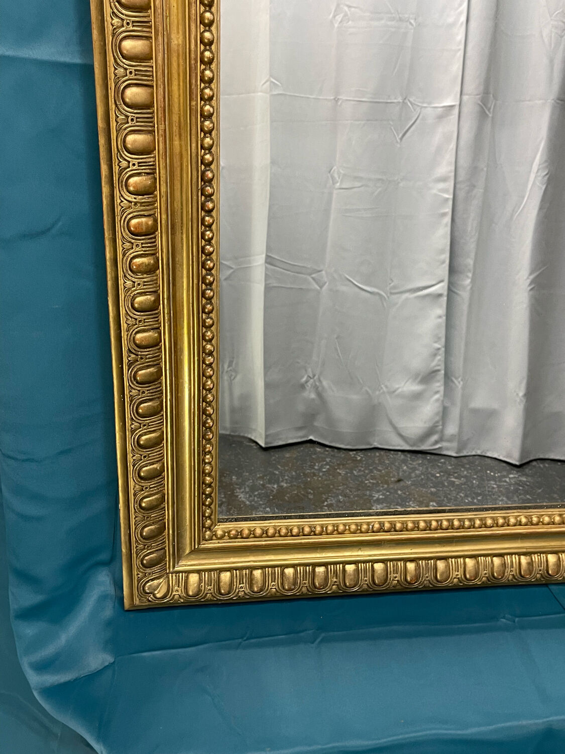 Late nineteenth mirror 146x106cm