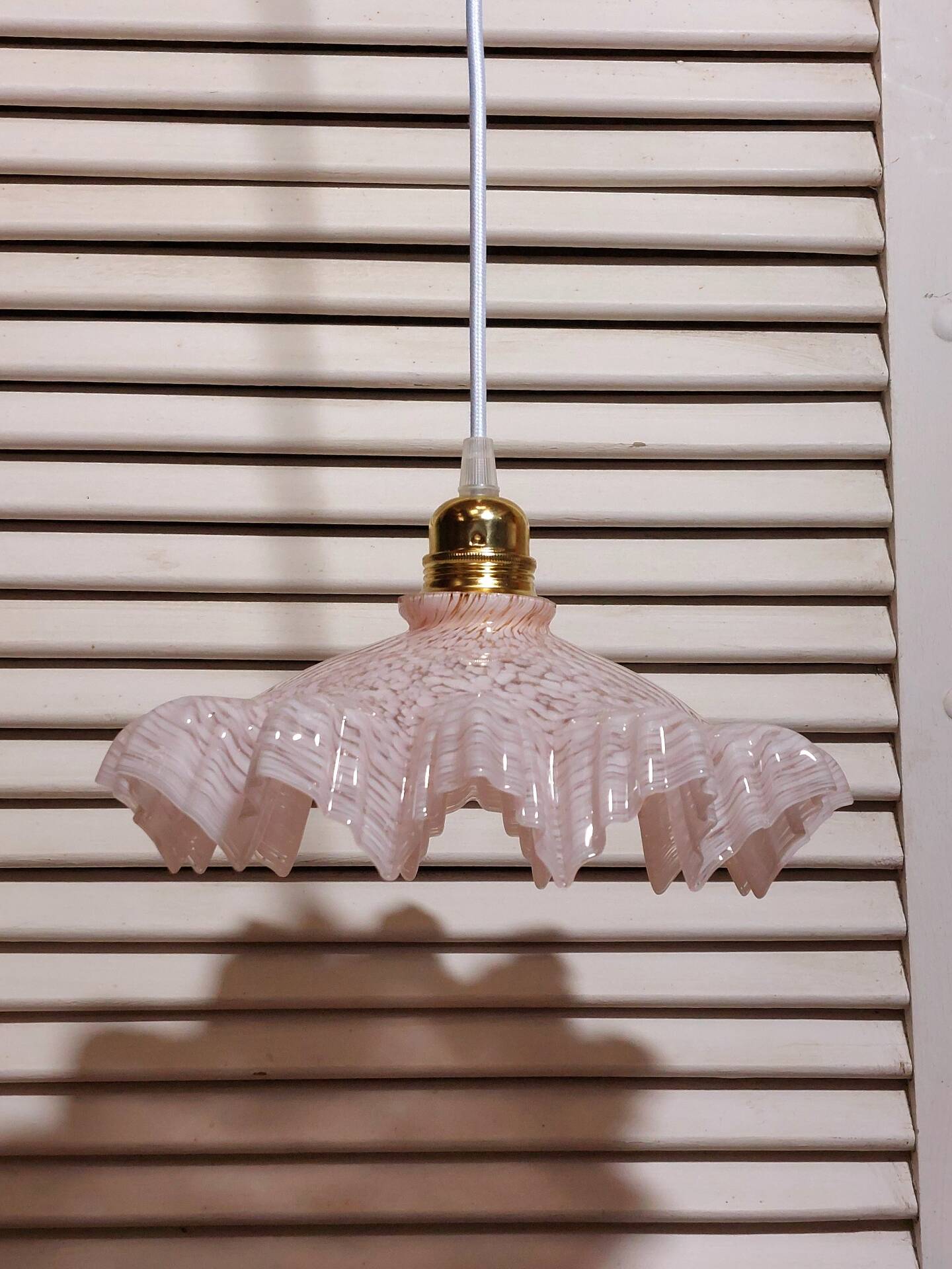 Clichy pink glass pendant