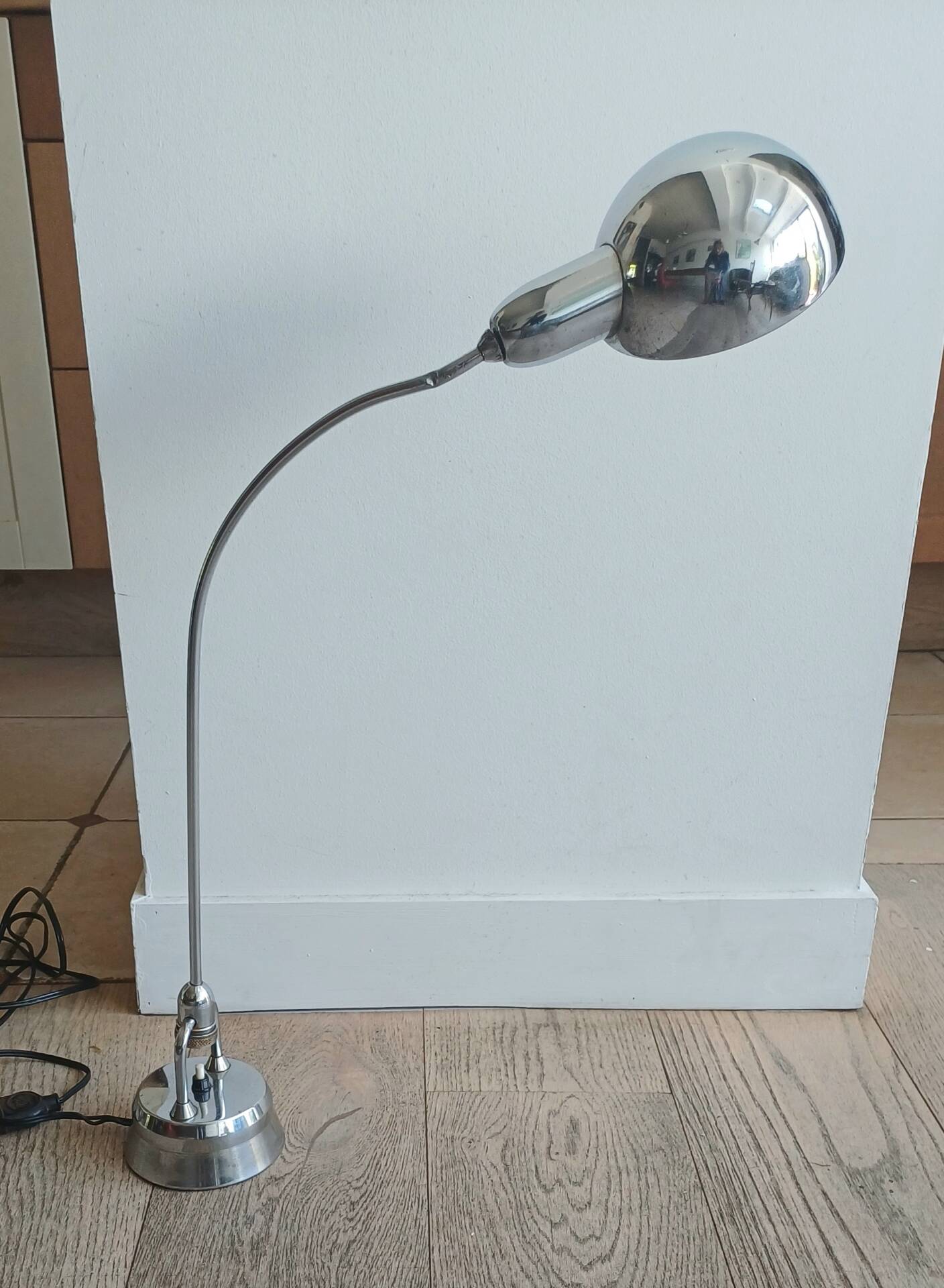 Lampe Jumo en chrome
