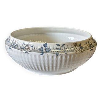 Porcelain salad bowl from Chauvigny, France, in very good condition.