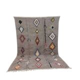 Azilal Berber rug in handmade wool 306 X 190 CM