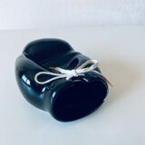 Empty pocket ceramic boxing glove