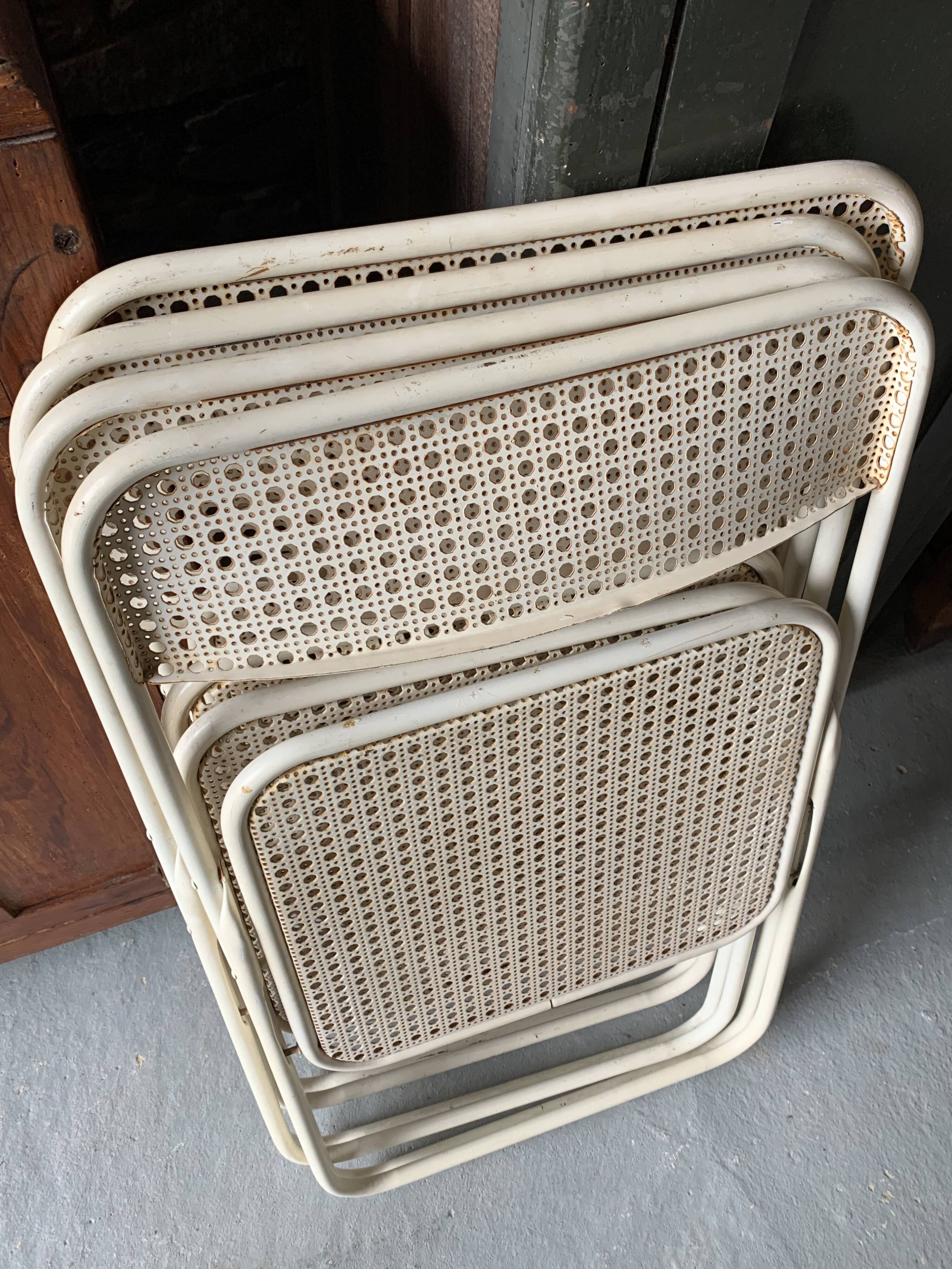 Set folding table and its 4 folding chairs perforated metal cream color - 70s