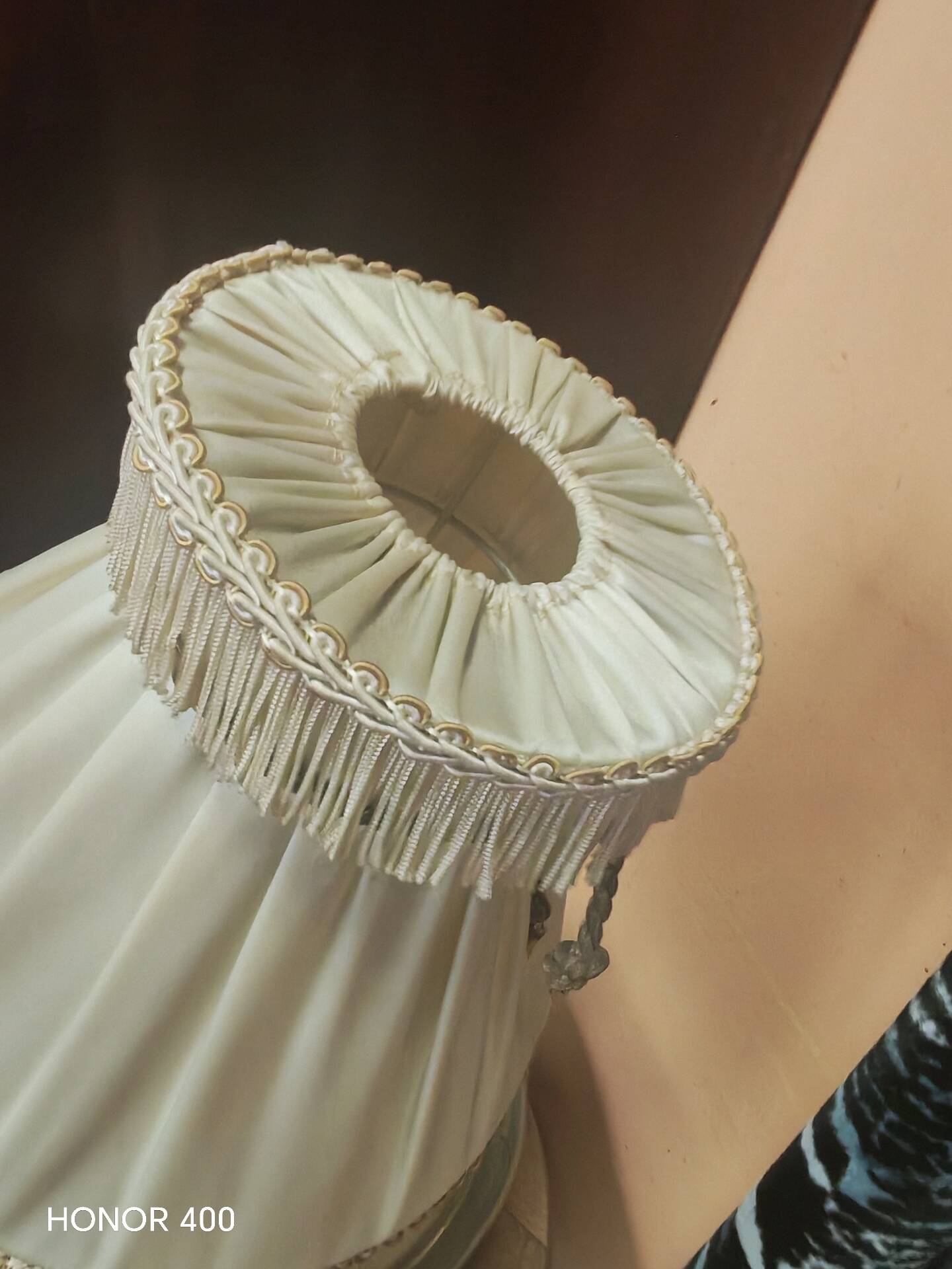 Table lamp in Hollywood Regency boudoir style from the 1950s.