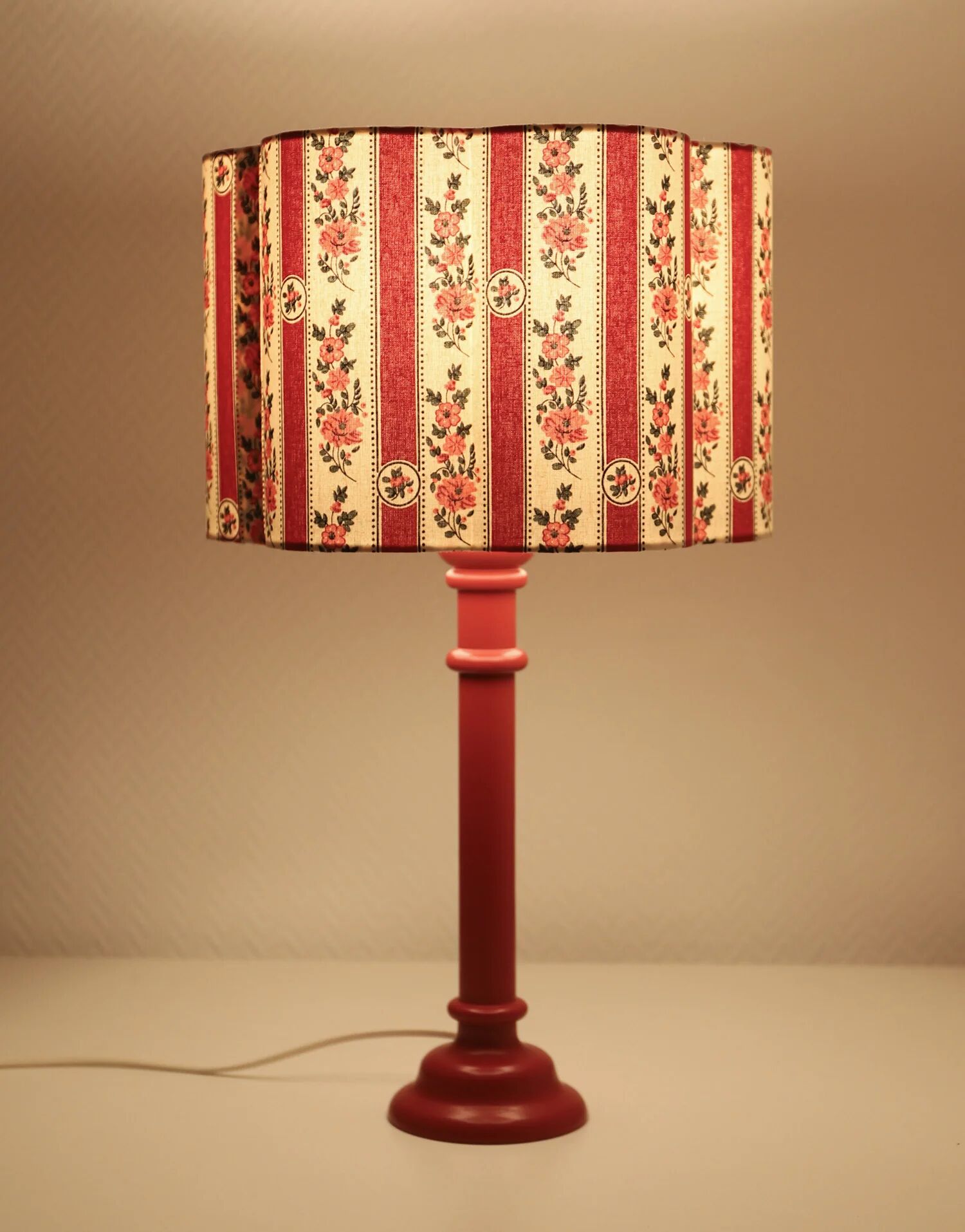 Recycled vintage lamp — turned red wooden base, floral shade
