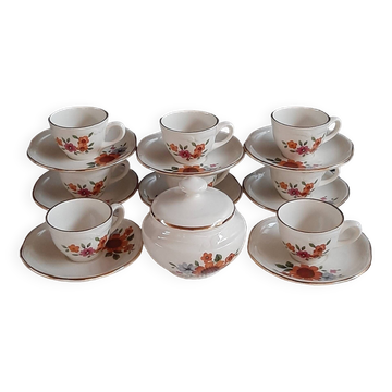 Cups and sugar bowl