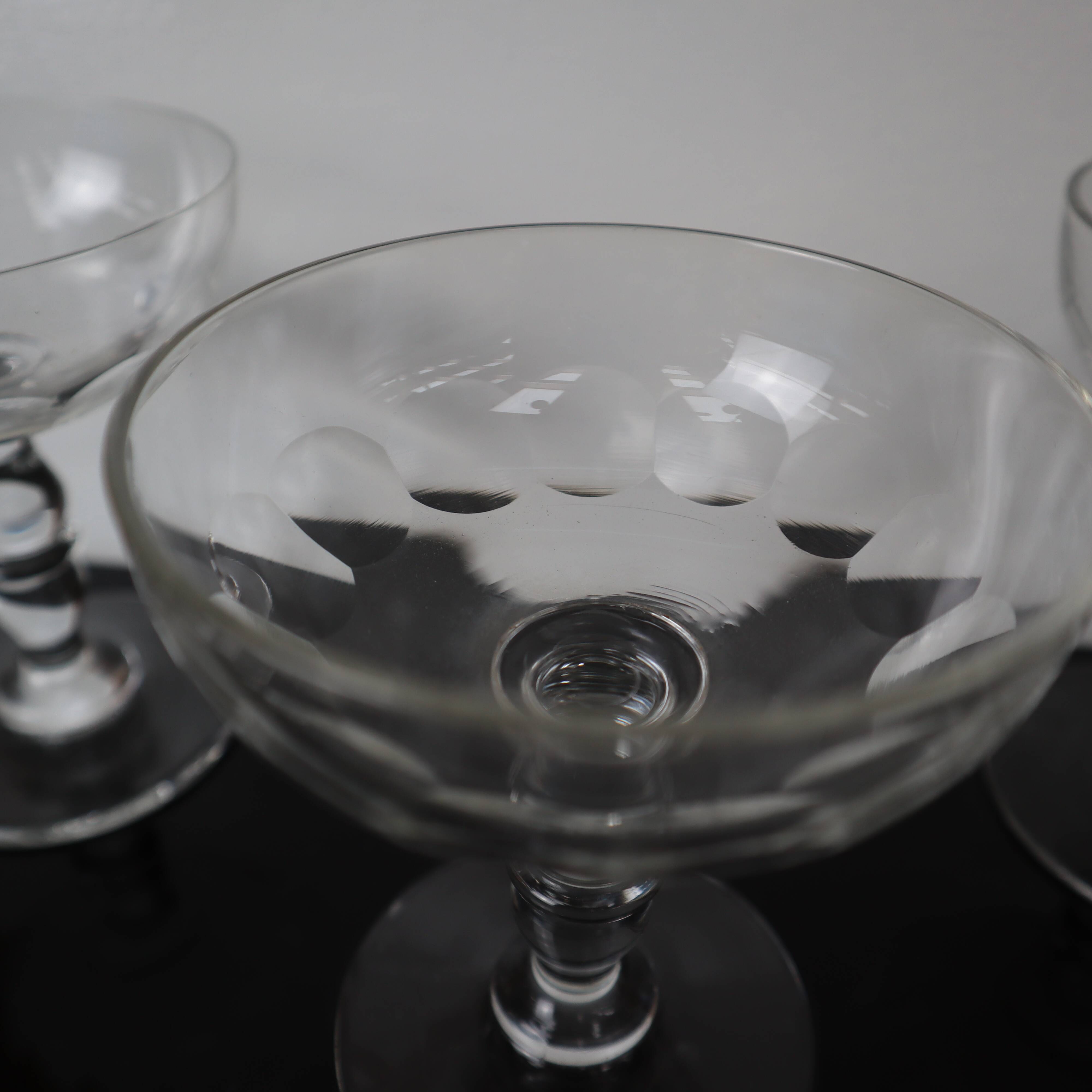 4 superb 20th century blown glass champagne glasses