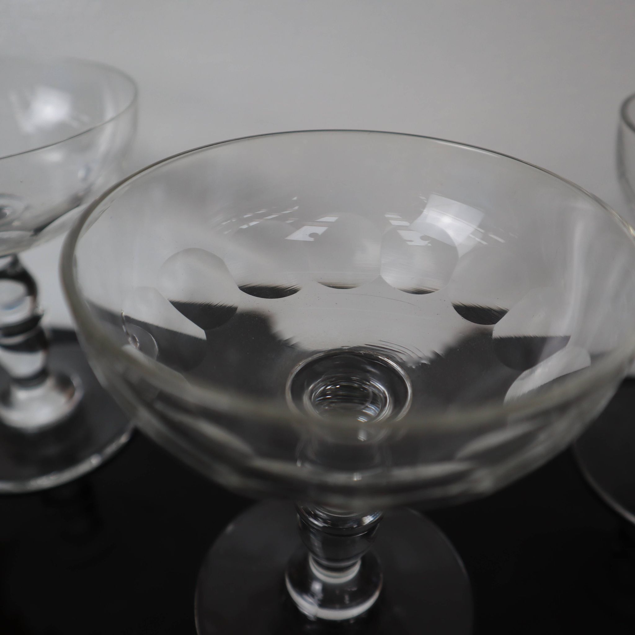 4 superb 20th century blown glass champagne glasses