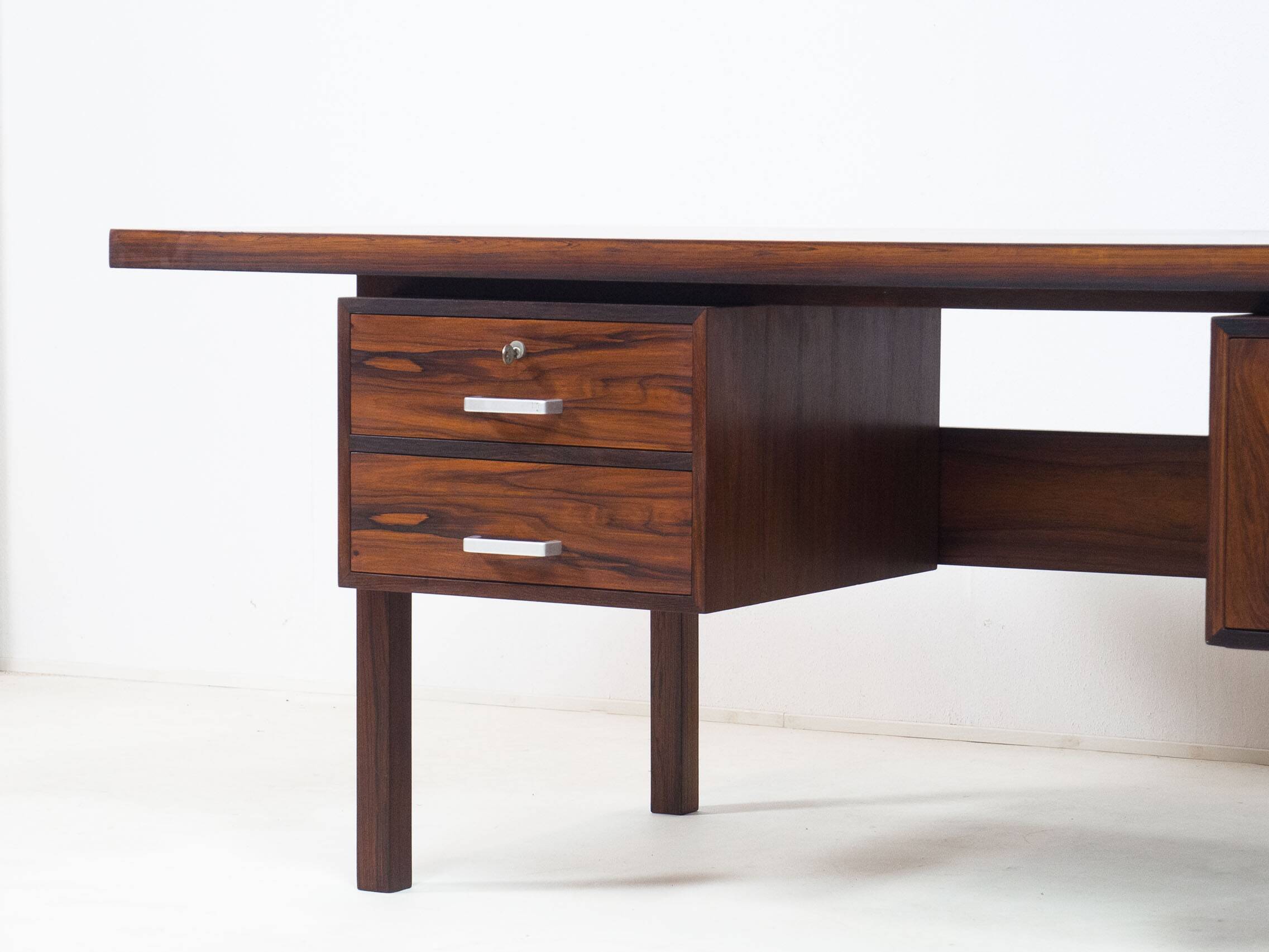 Bureau vintage XXL en palissandre