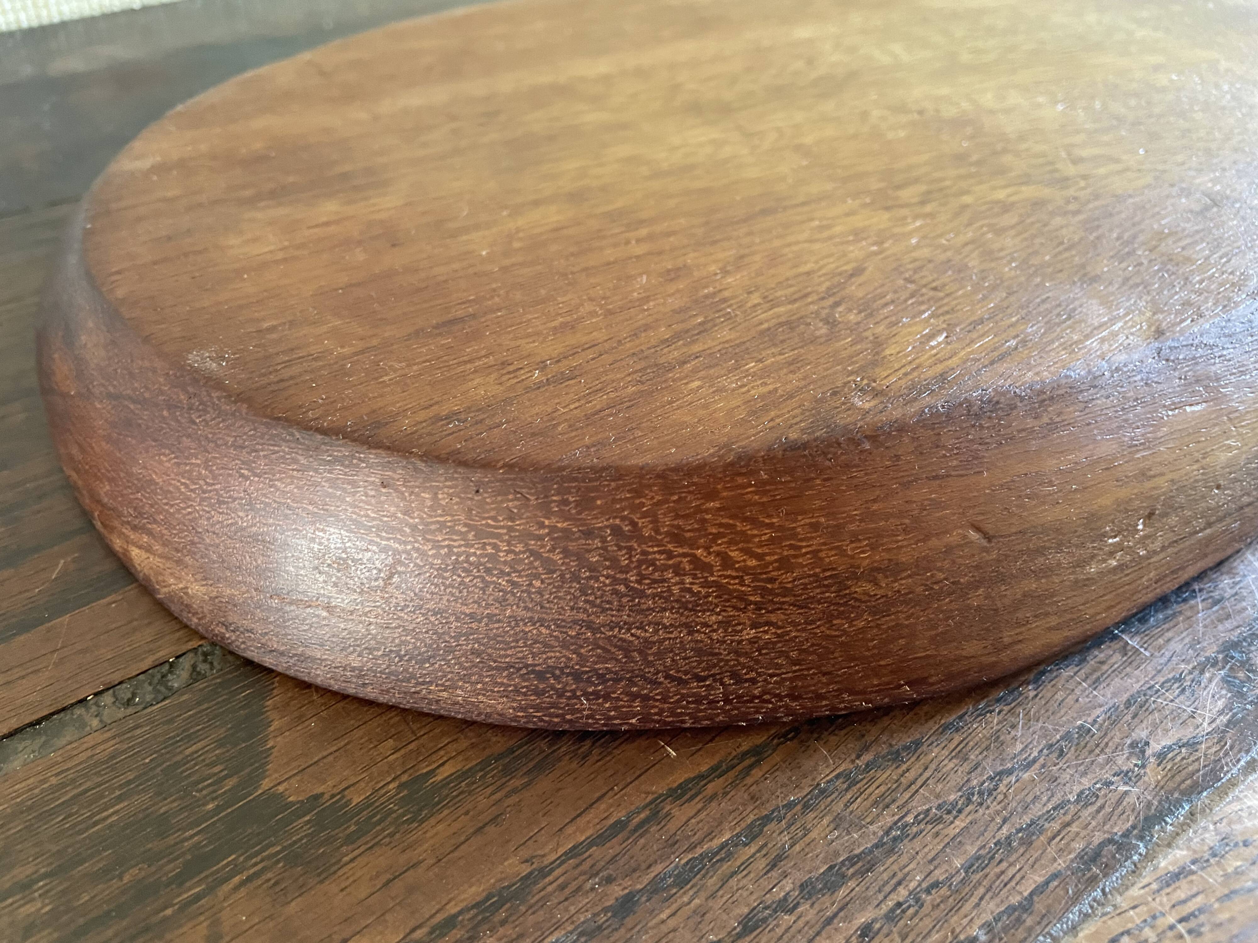 Wooden appetizer dish with compartments