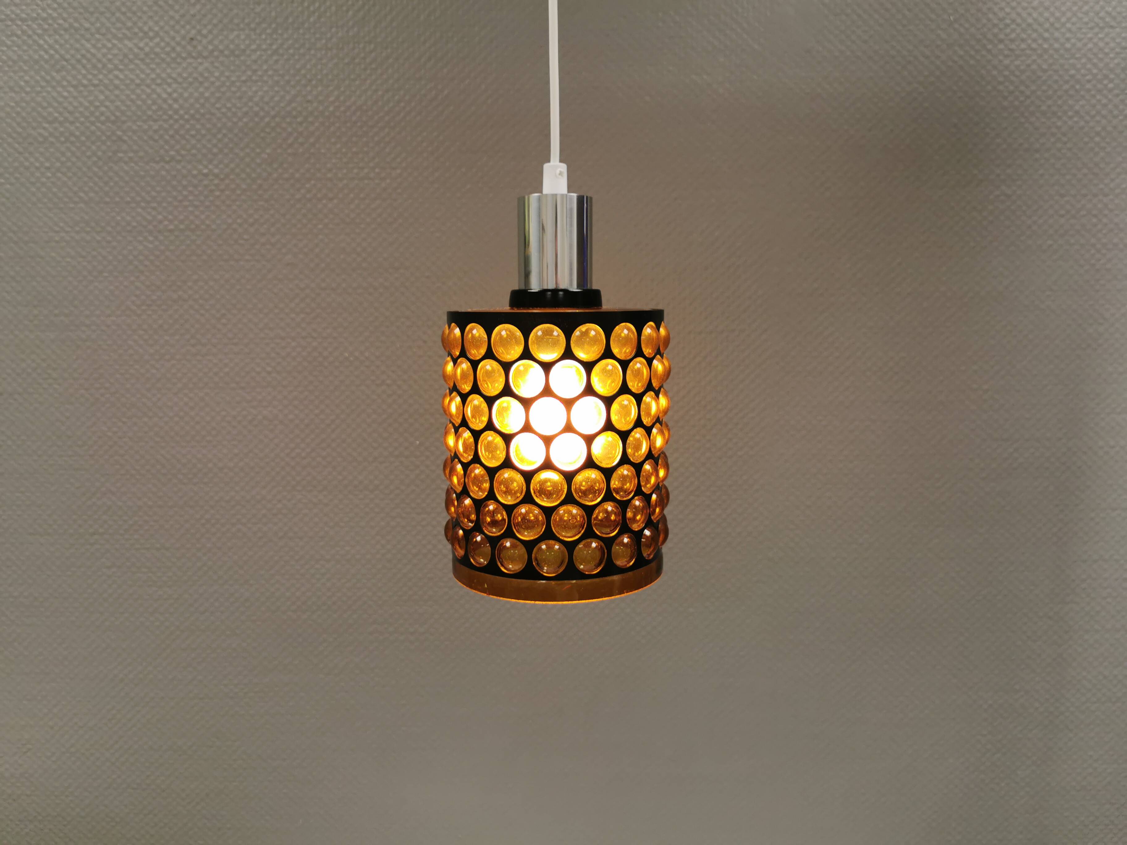 Vintage hanging lamp estimated from the 1980s.