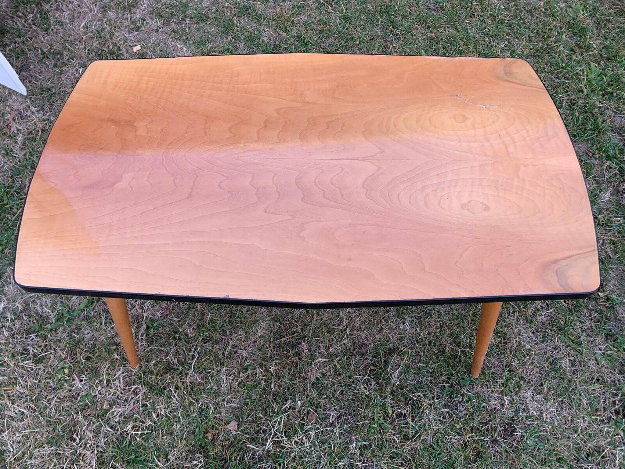 Vintage coffee table in light beech, rectangular top 120 x 50 cm, tapered legs.