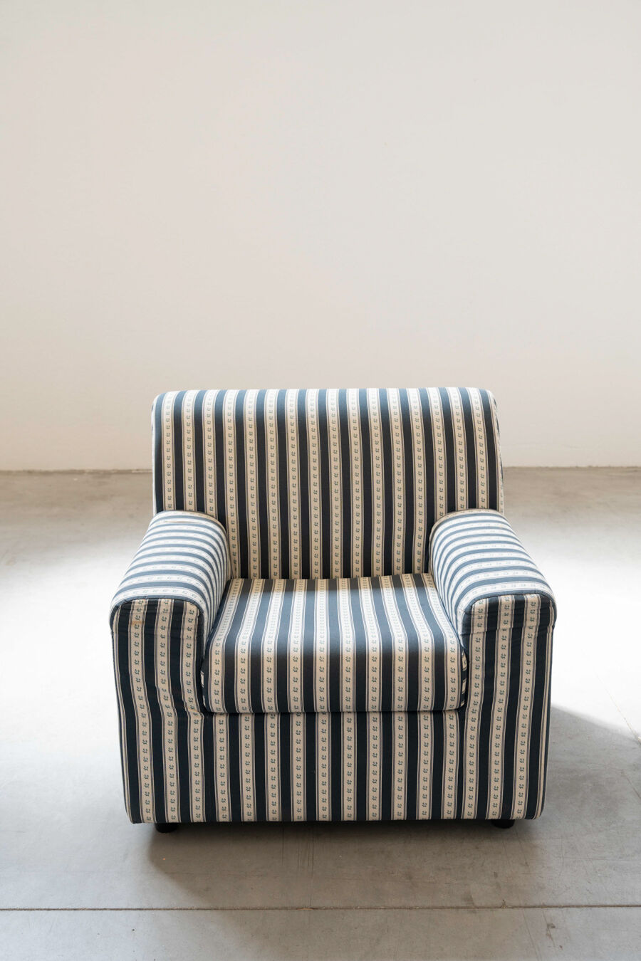 Armchair, striped fabric with flowers, 80s/90s