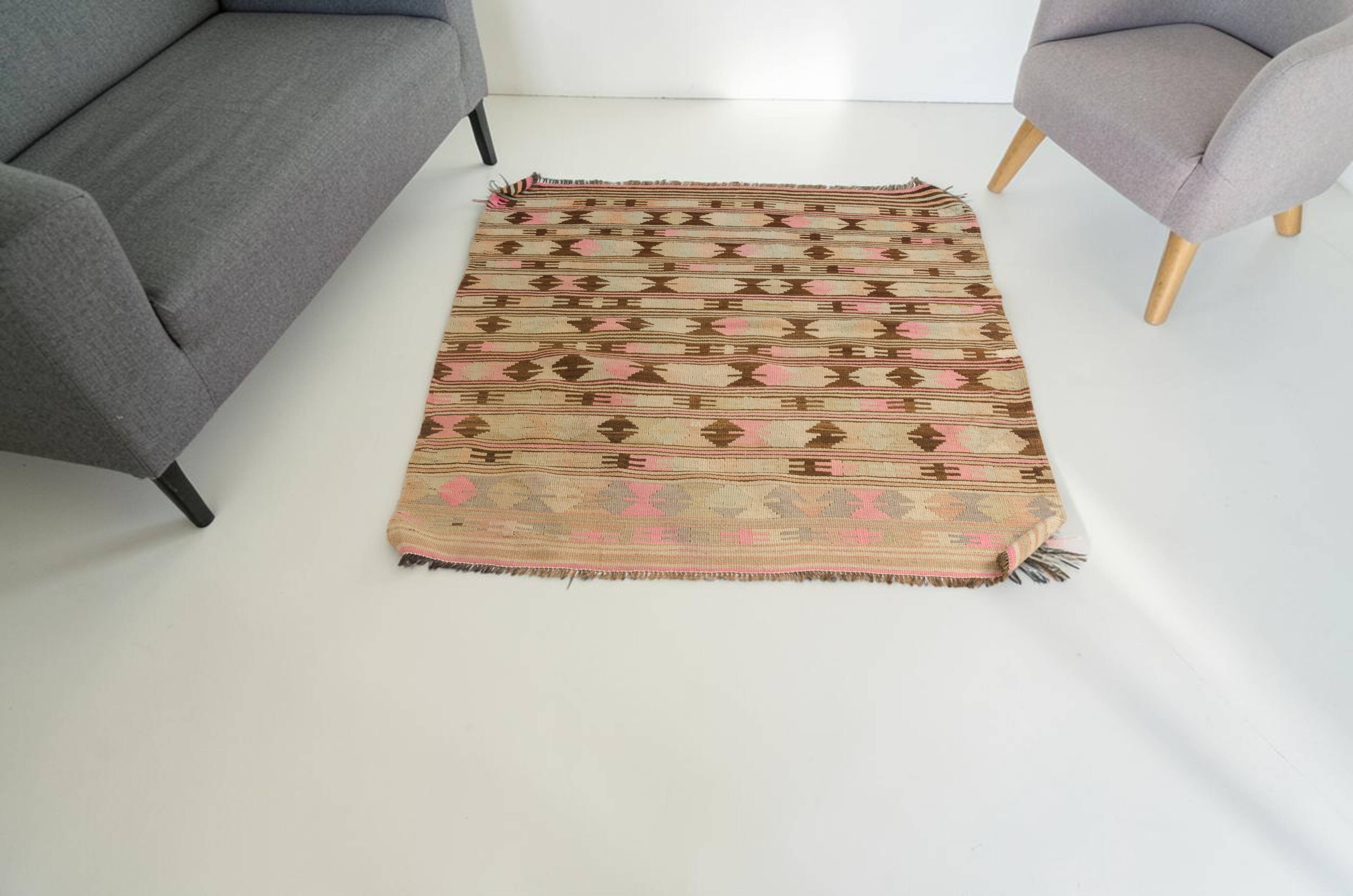 Vintage Turkish Kilim Rug, Handwoven Anatolian Accent Rug, Soft Kilimsku143