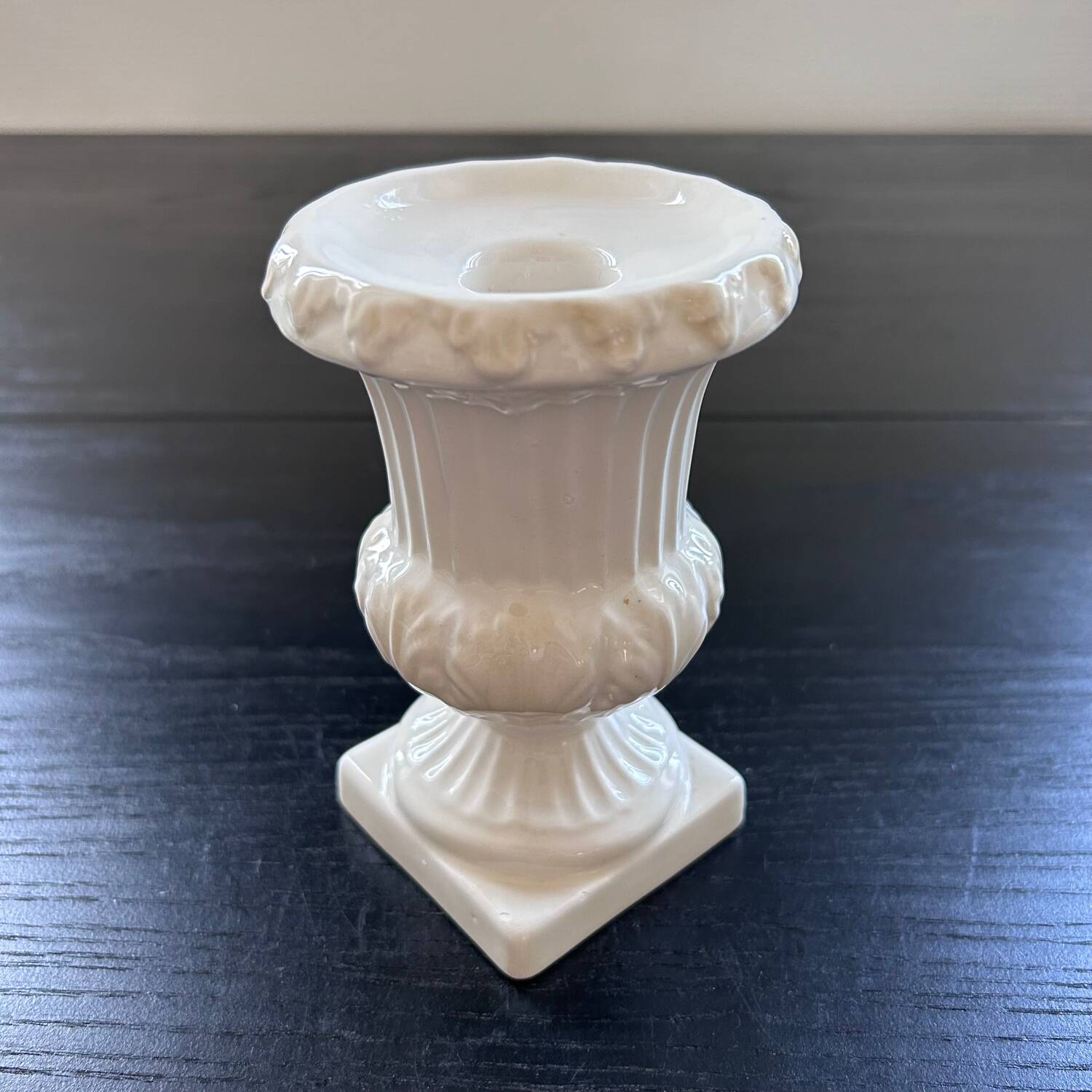 Medici vase-shaped candle holder