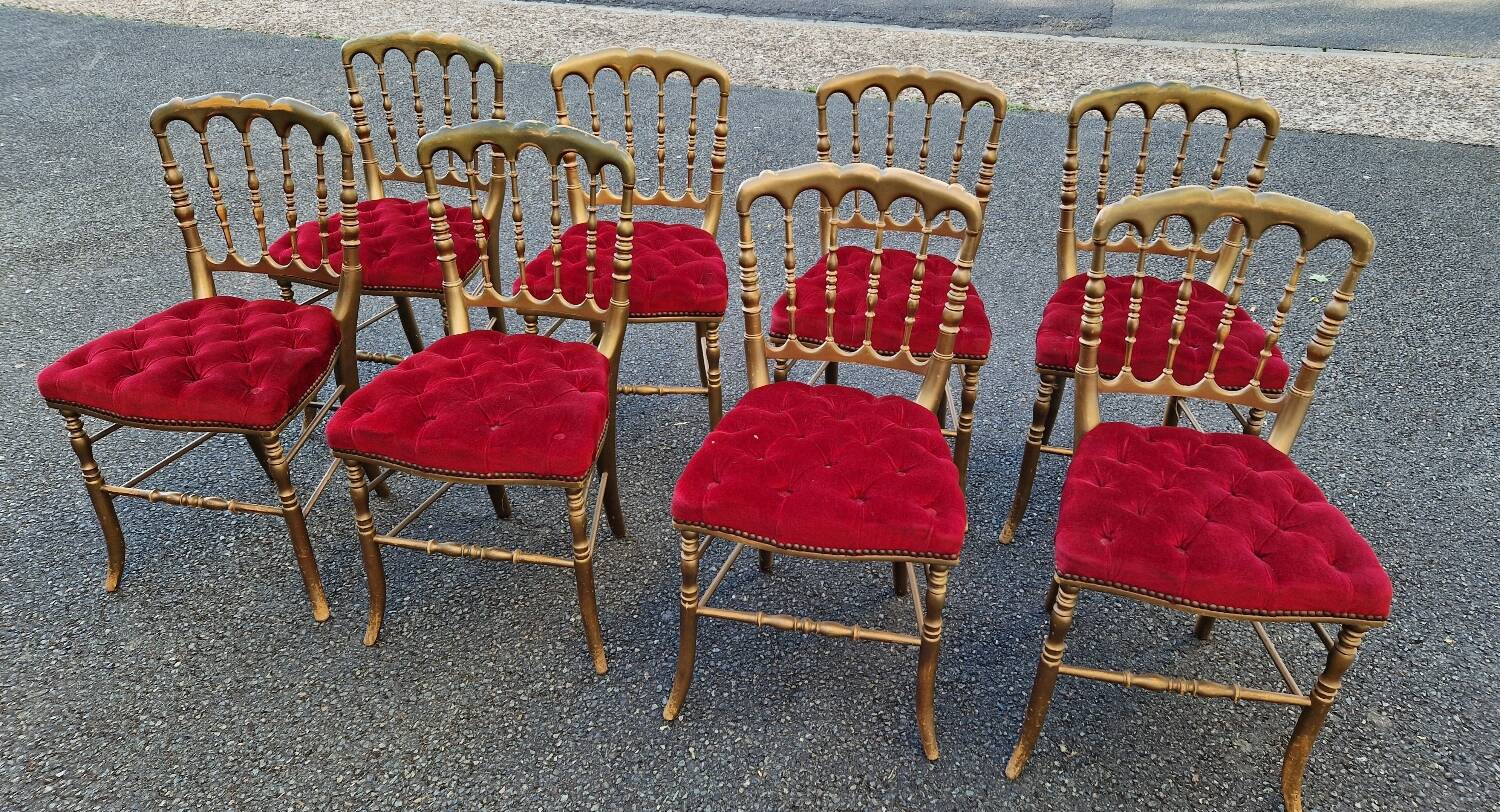 8 theater chairs