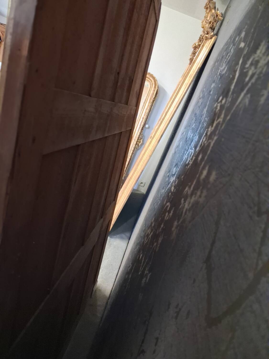 Louis Philippe mirror pediment 186 x 135