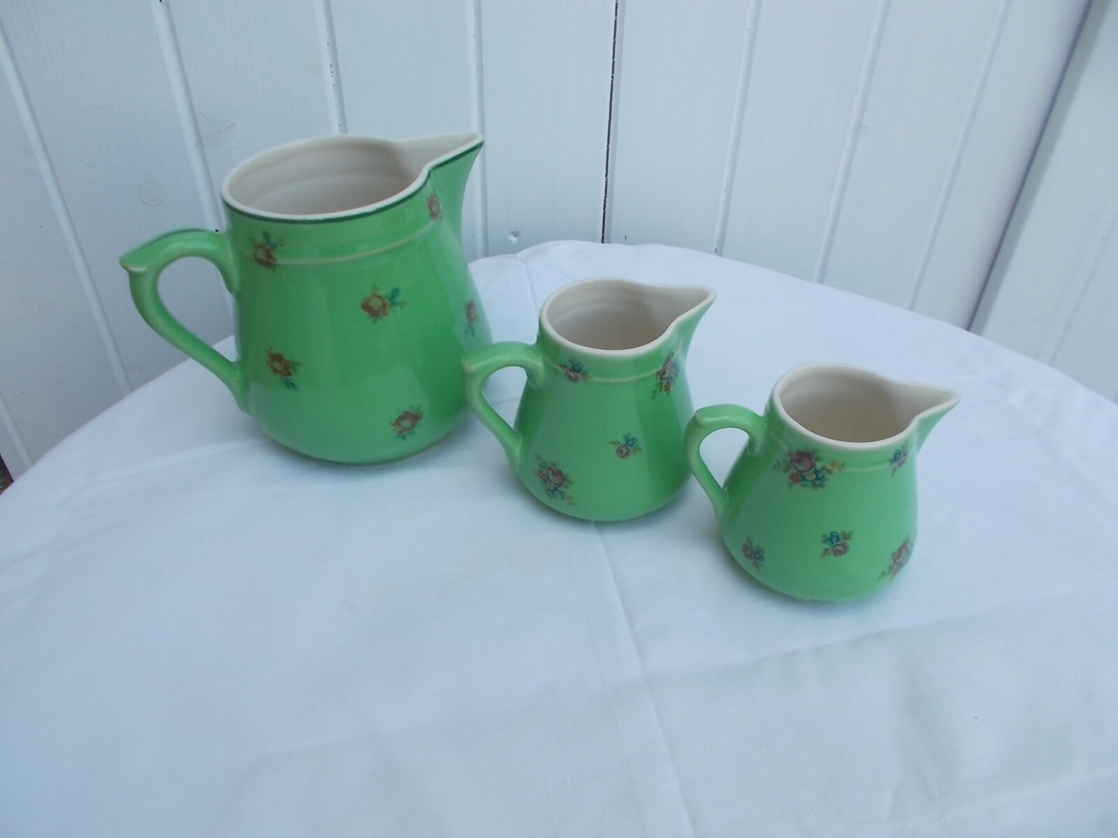 Set 3 pitchers