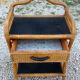Meuble d'appoint en bambou et rotin